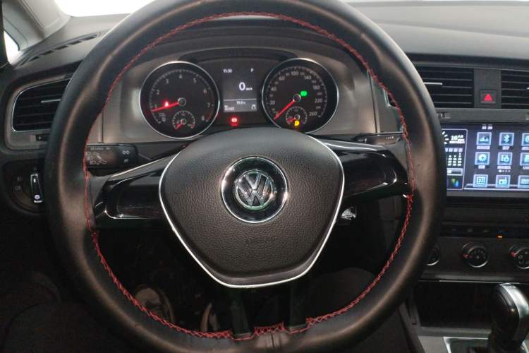 Used Volkswagen Golf 2014 1.4TSI Automatic Comfort Model
