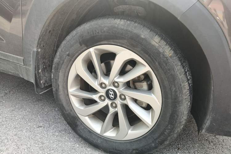 Used Hyundai Tucson 2015 1.6T Dual-Clutch Two-Wheel-Drive Smart Model
