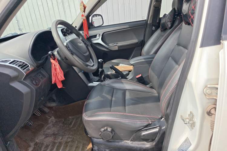 Used Chery Tiggo 3 2014 1.6L Manual Zhishang Edition Left Front Seat