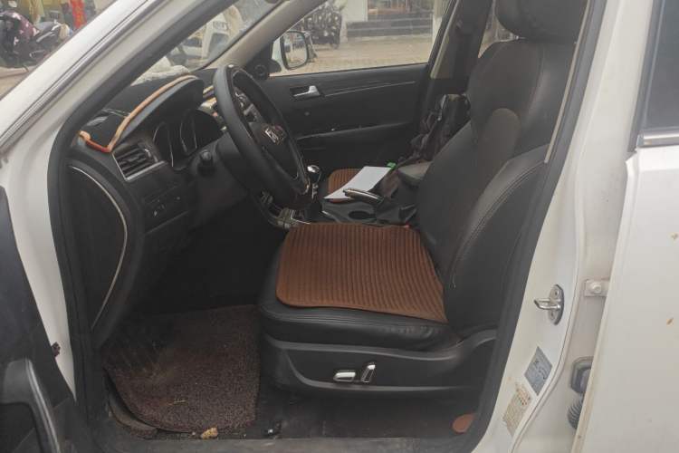 Used Zotye T600 2016 1.5T Manual Luxury Edition
