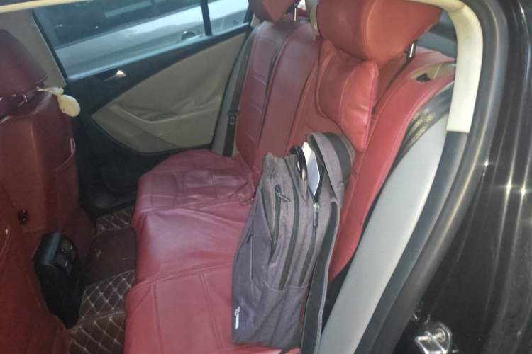 Used Volkswagen Magotan 2011 1.8TSI DSG Comfort Model
