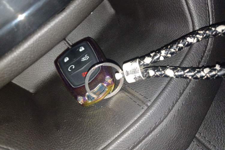 Used Cadillac XT6 2022 2.0T Six-Seater Two-Wheel-Drive Luxury Version
