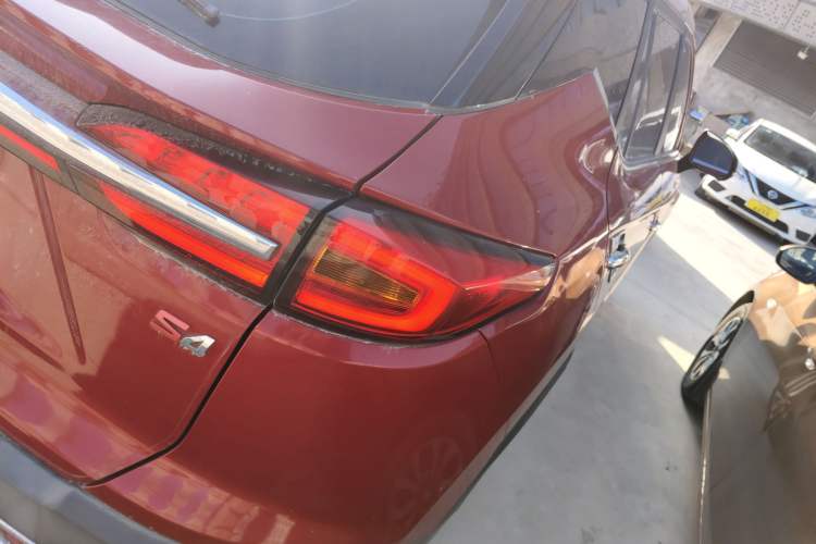 Used JAC Refine S4 2019 1.6L CVT Dream Edition
