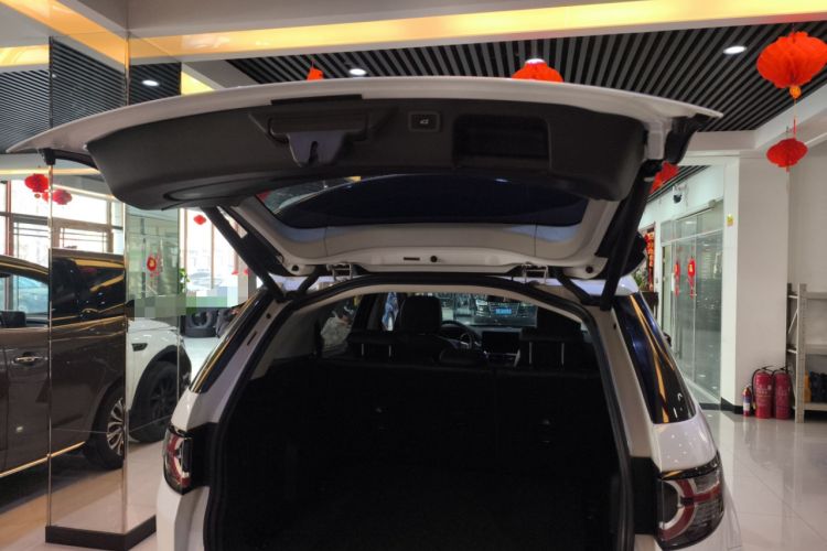 Used Land Rover Discovery Sport 2018 240 PS SE Version
