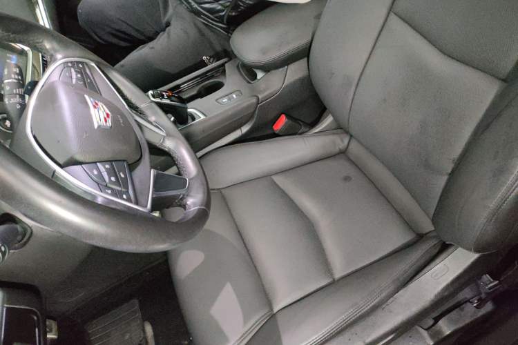 Used Cadillac XT5 2016 25T Luxury Model
