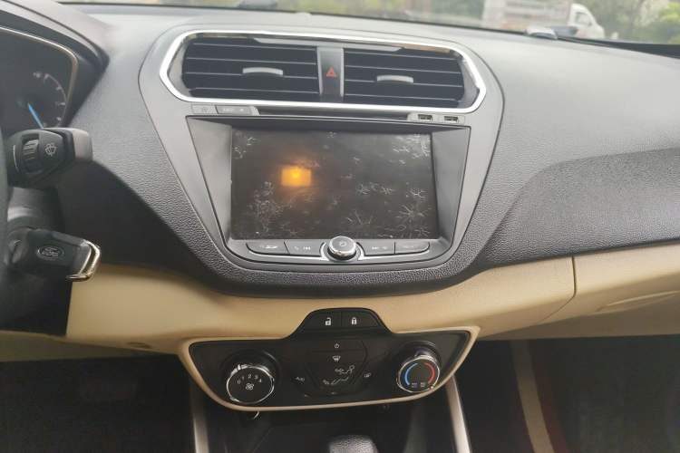 Used Ford Escort 2017 Revised Version 1.5L Automatic Comfort Edition
