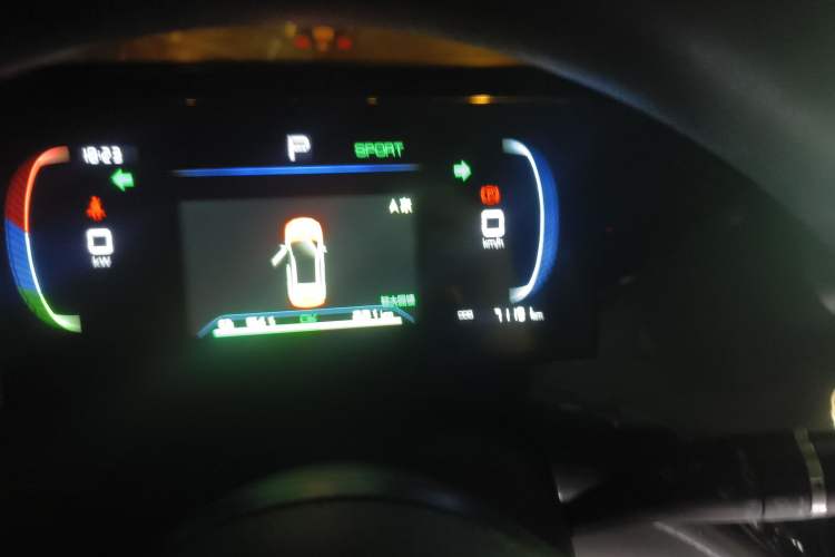 Used BYD e2 2023 Comfort Model Odometer Close Up