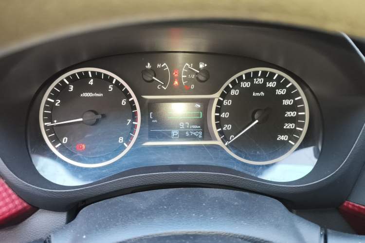 Used Nissan Lannia 2016 1.6L CVT Smart Cool Edition Instrument Cluster
