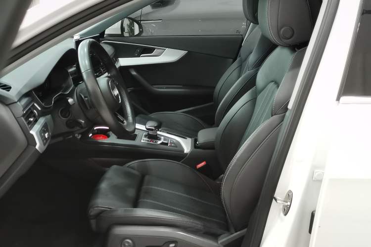 Used Audi A4L 2020 40 TFSI Fashion Dynamic Model
