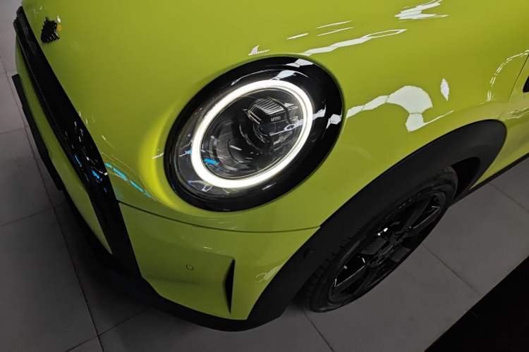 Used MINI 2023 Revised 1.5T COOPER CABRIO Artist
