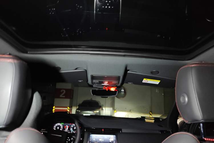 Used Land Rover Discovery Sport 2022 249 PS Metropolitan Edition 5 Seats
