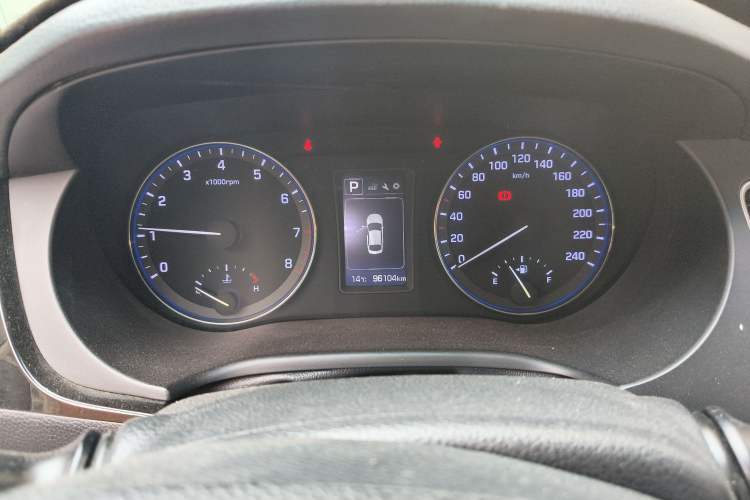 Used Hyundai Mistra 2016 1.8L Automatic Smart GLS Instrument Cluster