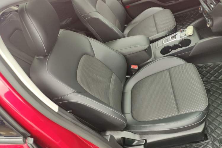 Used Ford Focus 2020 Hatchback EcoBoost 180 Automatic Trend Edition Right Front Seat