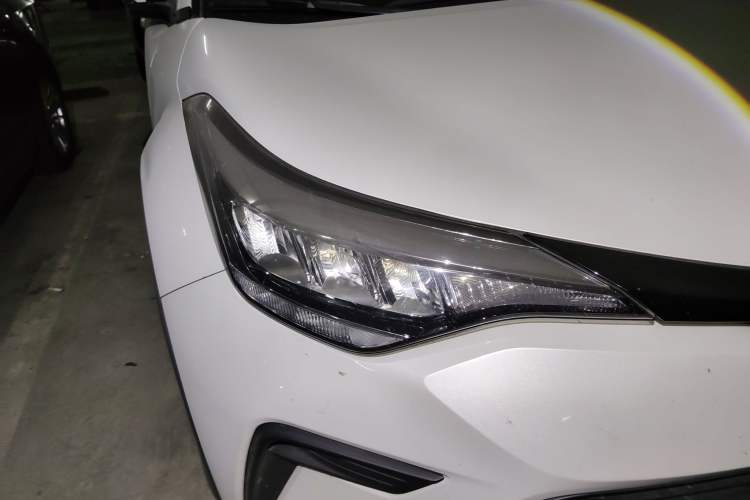 Used Toyota IZOA 2022 2.0L Yixing Version