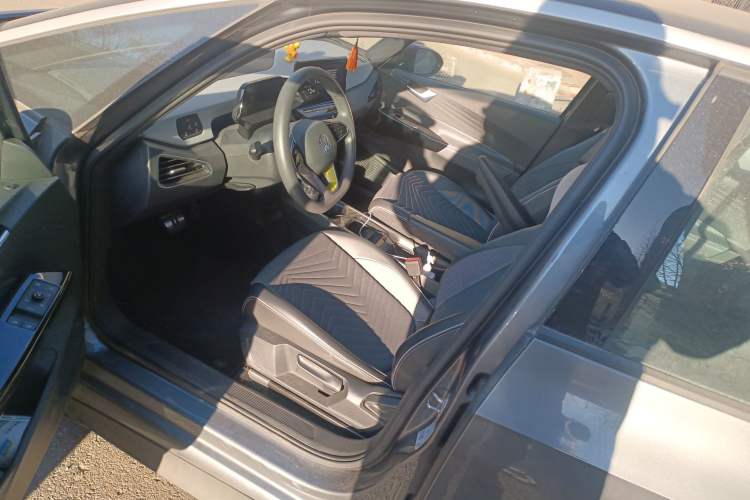 Used Volkswagen ID.3 2022 Active Pure Intelligent Enjoyment Edition