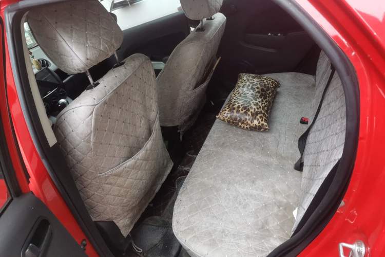 Used Mazda Mazda 2 2012 Hatchback Xuan Dong 1.5L Automatic Value Edition