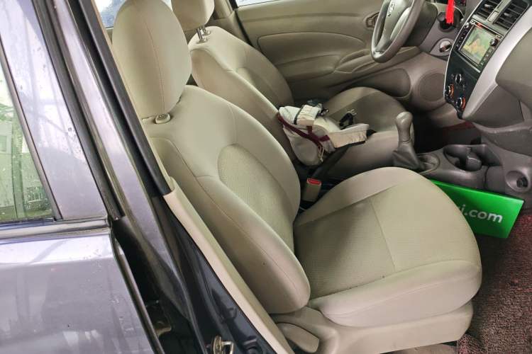 Used Nissan Sunny 2014 1.5XE Manual Comfort Edition Right Front Seat