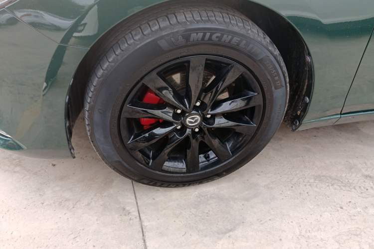Used Mazda Atenza 2021 2.0L Blue Sky Luxury Edition
