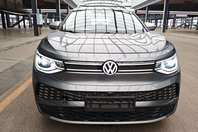 Used Volkswagen ID.6 X 2023 Pure Long-Range Version Front