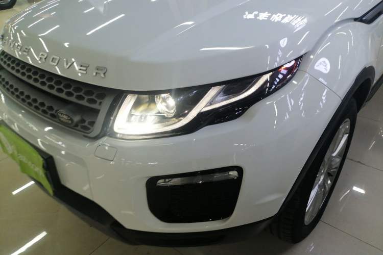 Used Land Rover Range Rover Evoque 2018 240PS PURE Style Edition