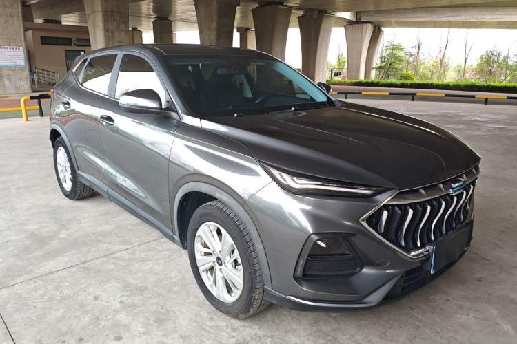 Used CHANGAN OSHAN X5 2021 1.6L CVT Luxury Model Front Right 45 Deg