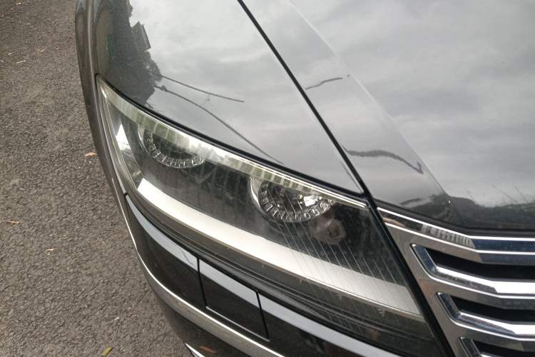 Used Volkswagen Phaeton 2012 3.0L Elite Custom Edition