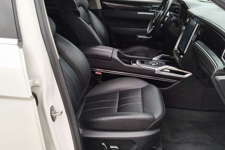 Used Zotye T700 2017 1.8T Dual-Clutch Prestige Model Right Front Seat