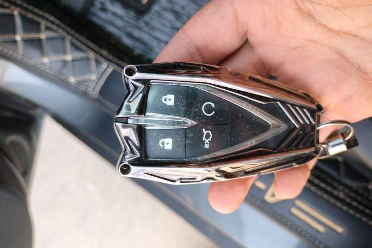 Used Changan UNI-V 2023 1.5T Premium Model