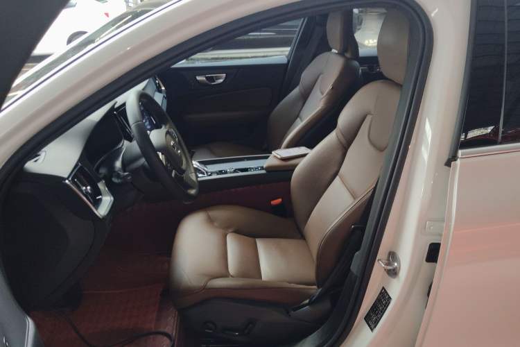 Used Volvo S60 2024 B4 Zhiyi Luxury Edition Left Front Seat