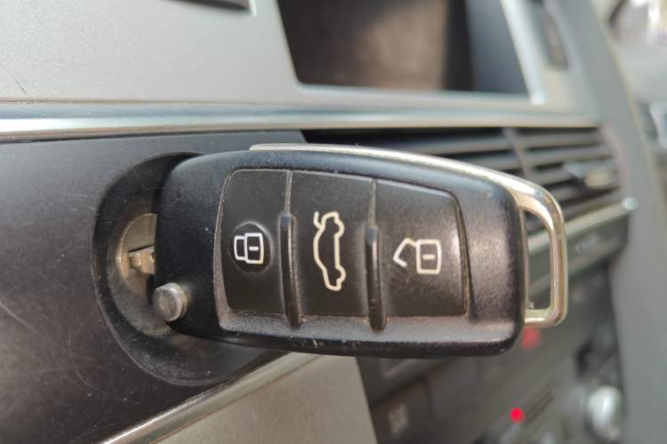 Used Audi A6L 2010 2.0 TFSI Automatic Standard Edition
