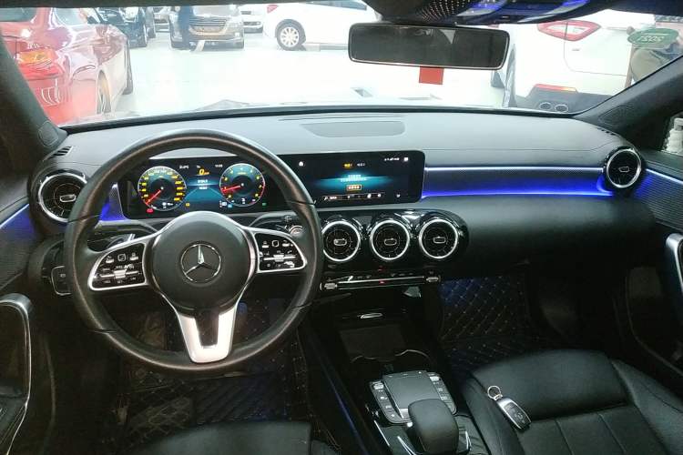 Used Mercedes-Benz A-Class 2020 Second Facelift A 180 L Sport Sedan Center Console