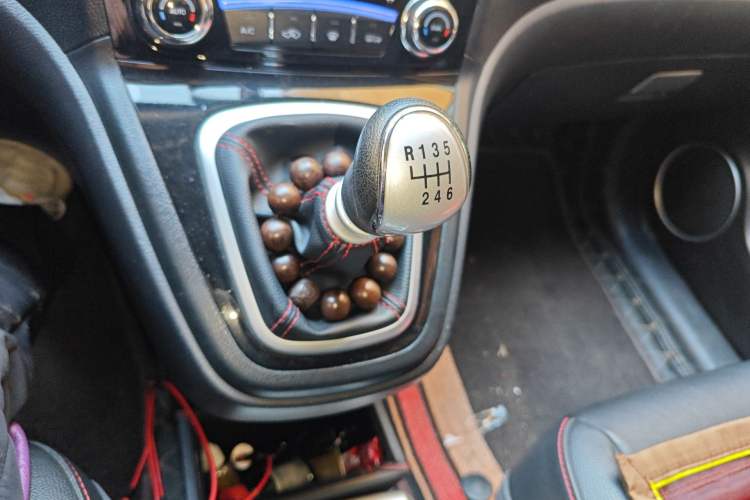 Used Haval H6 2016 Upgraded Model 1.5T Manual Two-Wheel Drive Elite Version