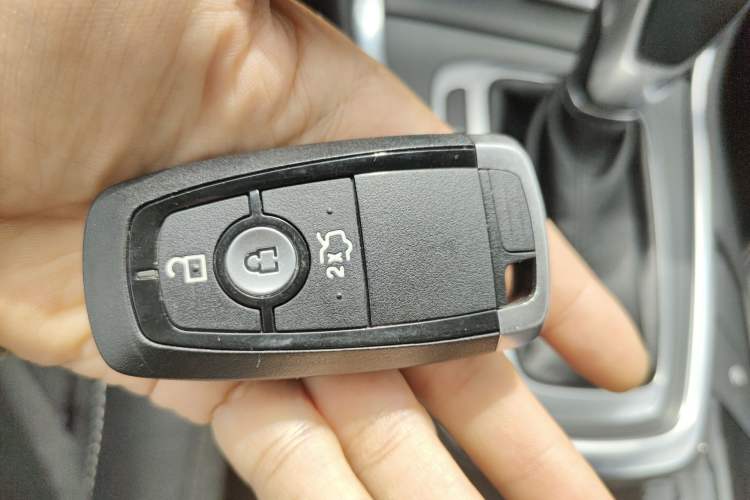 Used Ford Edge 2018 EcoBoost 245 Two-Wheel-Drive Titanium 7-Seater China V Standard