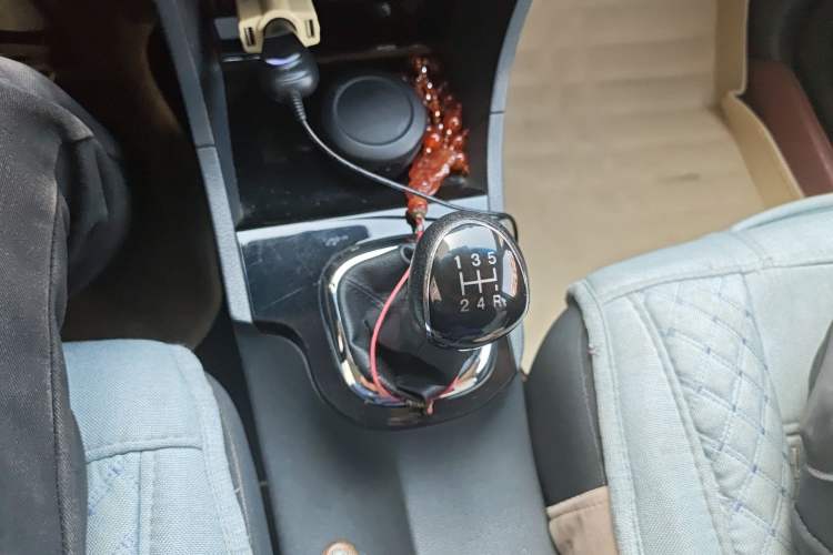 Used JAC Group Refine M2 2013 1.5L Manual Comfort Model 5 Seats
