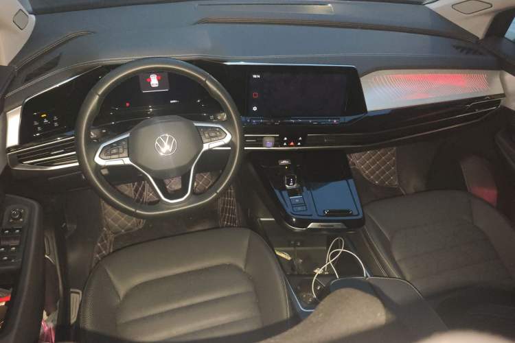 Used Volkswagen Talagon 2024 380TSI All-Wheel Drive Luxury Prestige Pro 7-Seater