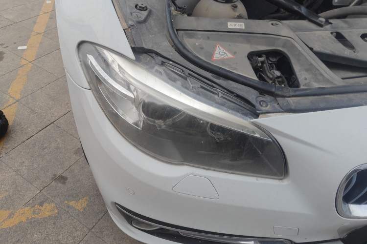 Used BMW 5 Series 2014 525Li Luxury Design Package
