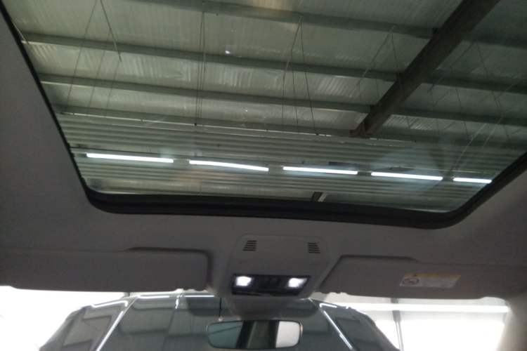 Used Volkswagen Teramont 2023 380TSI Four-Wheel Drive Luxury Edition Headliner