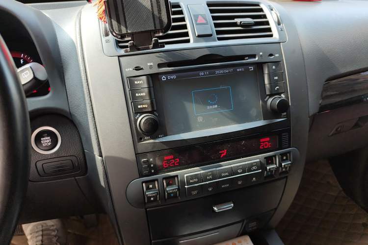 Used Kia Borrego 2015 3.8L Luxury Edition China IV