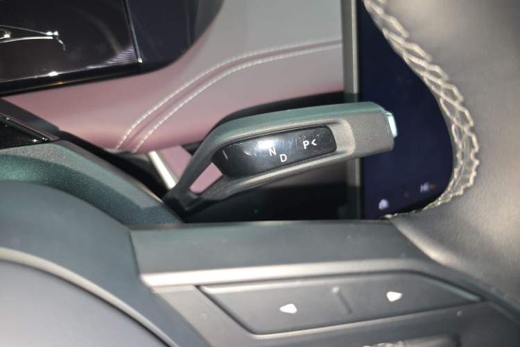 Used Xiaomi Auto SU7 2024 Rear-Drive Ultra-Long Range Advanced Pro-Level Intelligent Driving Version