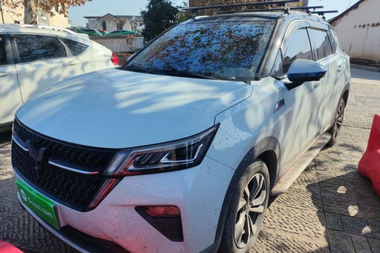 Used Wuling Asta 2022 2.0L DHT Electric-Speed Version