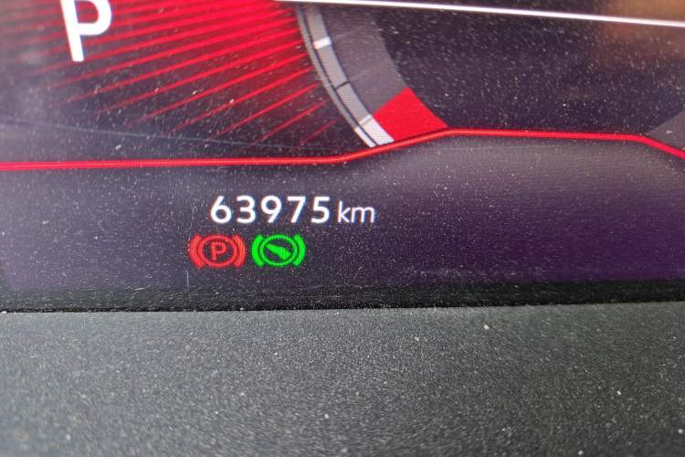 Used Volkswagen Sagitar 2021 280TSI DSG Comfort Connect Edition Odometer Close Up