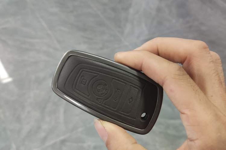 Used BMW 5 Series 2014 525Li Luxury Design Package Vehicle Key