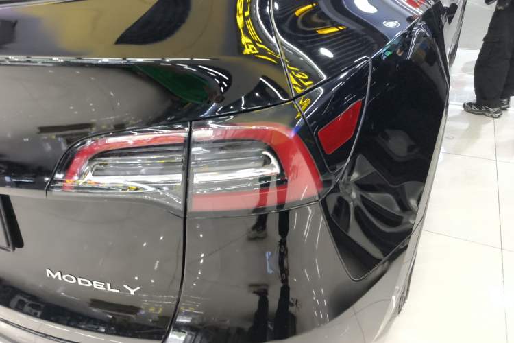 Used Tesla Model Y 2022 Rear-Wheel-Drive Version
