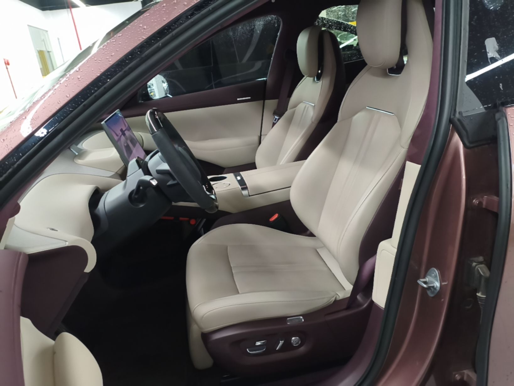 Xiaomi Auto YU7 2025 Ultra-Long Range High-Performance All-Wheel-Drive Max Edition — снимка 20