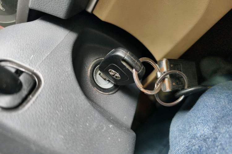 Used BAIC E Series 2013 Sedan 1.3L Manual Special Offer Edition