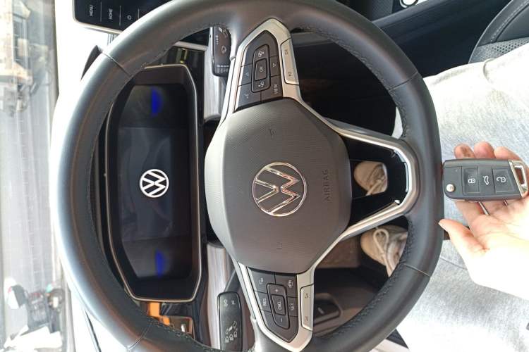 Used Volkswagen Sagitar 2023 300TSI DSG Excellence Edition Interior 1