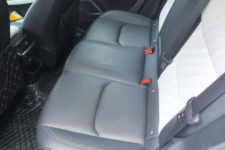 Used Geely Auto Emgrand L 2022 1.4T CVT Flagship Edition
