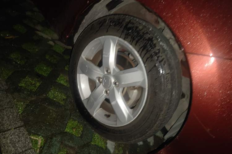 Used Honda City Classic 2008 1.5L Automatic Elite Edition Right Front Wheel Hub