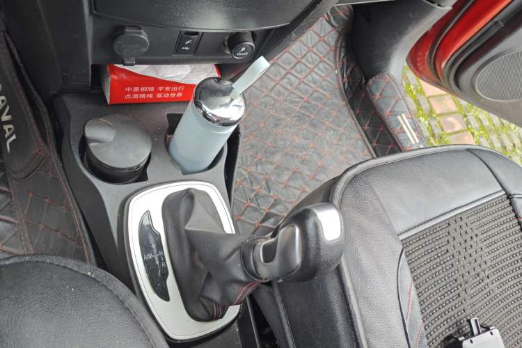 Used Haval H1 2016 Red Label 1.5L AMT Comfort Model Gear Lever