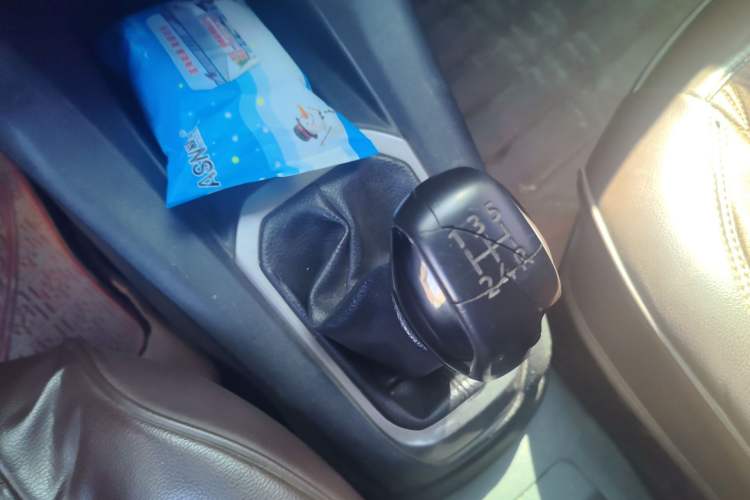 Used Peugeot 301 2014 1.6L Manual Comfort Edition Gear Lever